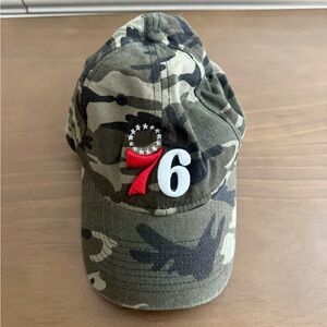 New Era 76ers Camo Hat